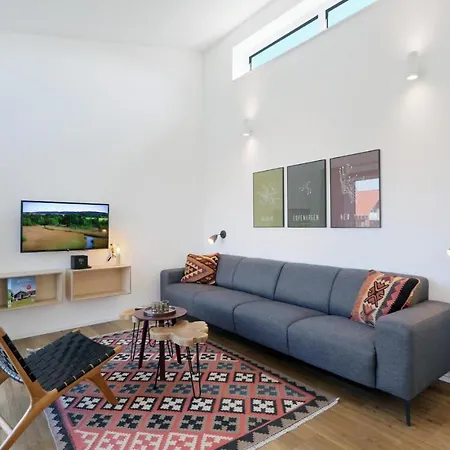 Vakantiehuis In Lembruch-dmmer With 2 Bedrooms, Wifi&indoor Swimming Pool Lembruch